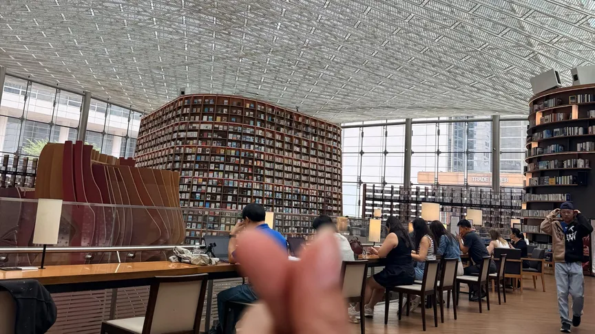 Fasilitas nyaman Starfield Library COEX Mall Seoul
