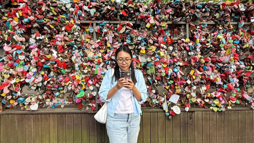 gembok cinta abadi 100 tahun di Namsan Tower Seoul
