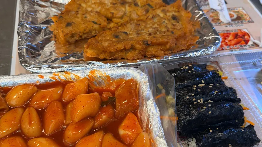 berburu makanan khas Korea