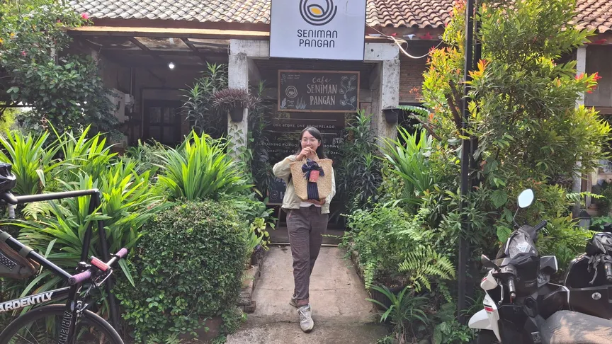 sekolah seniman pangan by javara